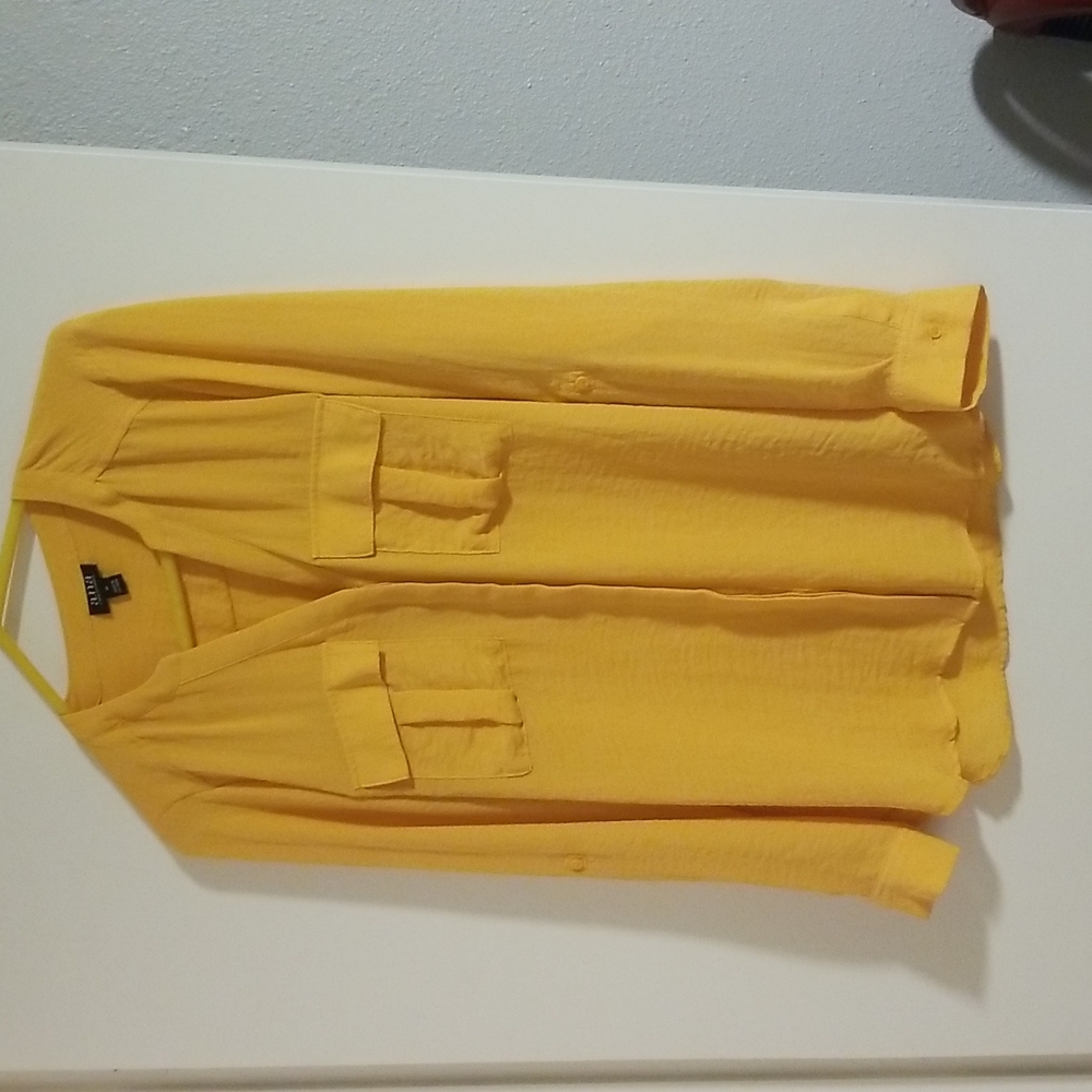 Medium long sleeve yellow blouse
